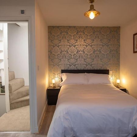 Herring Girl House - Harbourside Property, Sleeps 8 Scarborough Dış mekan fotoğraf