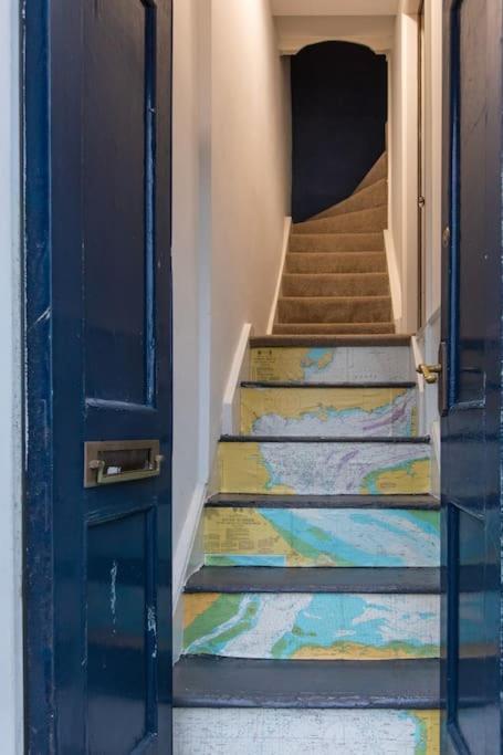 Herring Girl House - Harbourside Property, Sleeps 8 Scarborough Dış mekan fotoğraf